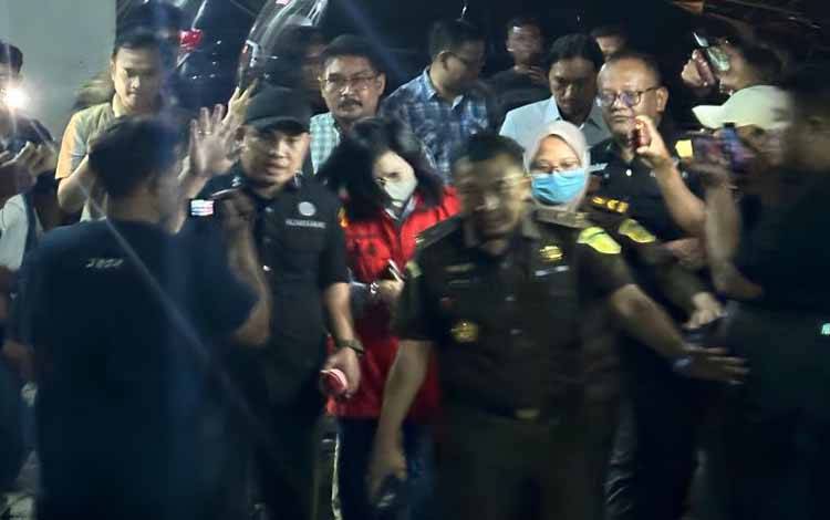 Kejagung Sebut Edward Tannur Tahu Suap yang Dilakukan Istrinya