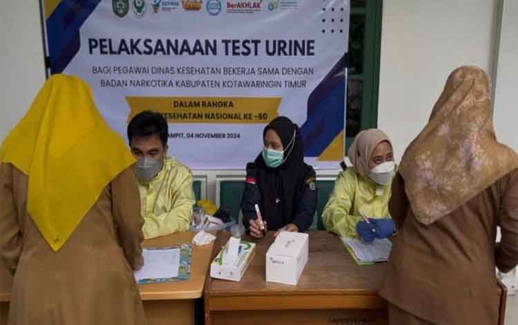 Dinkes Kotim Tes Urine 105 Pegawai Antisipasi Penyalahgunaan Narkoba