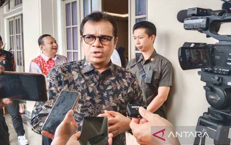 Wamenkomdigi Nilai Tren Penurunan Industri Media Dampak Nyata Disrupsi