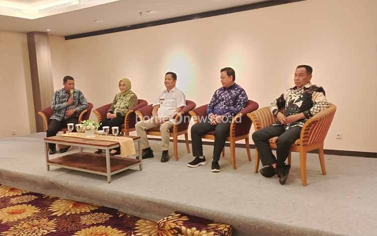 DPRD Seruyan Apresiasi Reward untuk Kepala Sekolah, Guru, dan Siswa Berprestasi 2024