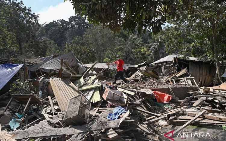 Korban Erupsi Gunung Lewotobi di Pengungsian Menjadi 4.436 Orang