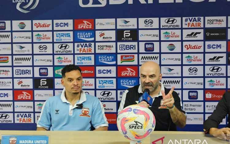 Pelatih Madura Sesalkan Beberapa Keputusan Wasit saat Lawan Persija