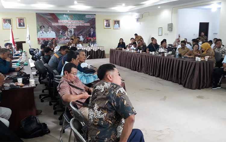 Harga Minyak Sawit Kalteng Capai Rp13.881,71