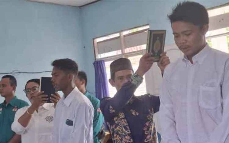 Anggota KPPS se-Kapuas untuk Pilkada 2024 Resmi Dilantik