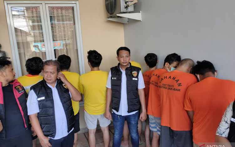 Polisi Tetapkan 8 Tersangka Kasus Rekening Penampungan Judol