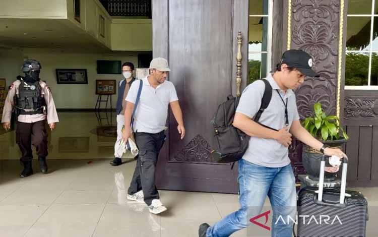 KPK: Penyidik Lacak Beberapa Lokasi Pelarian Sahbirin Noor