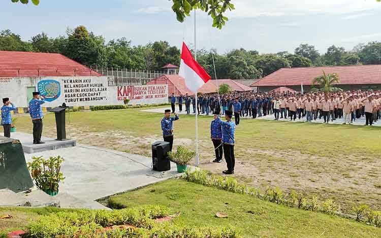 Rutan Tamiang Layang Tamiang Layang Gelar Upacara Hari Pahlawan Bersama Warga Binaan
