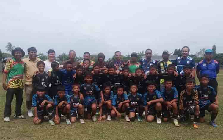 Tim Sepak Bola FC Suppel U-11 Kapuas Raih Juara Piala Ketua Asprov Kalteng