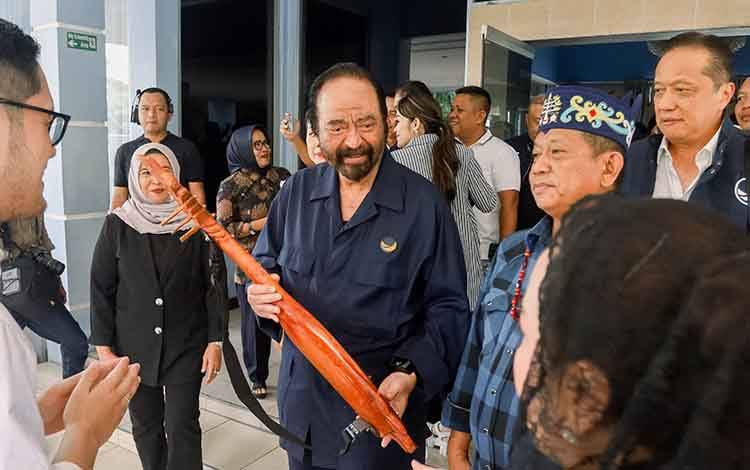 Kunjungan Surya Paloh ke Kobar sebagai Dukungan Penuh Partai NasDem untuk Paslon 01