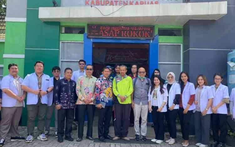 Dinkes Kapuas Gelar Acara Pemulangan Peserta Program Internship Dokter Indonesia