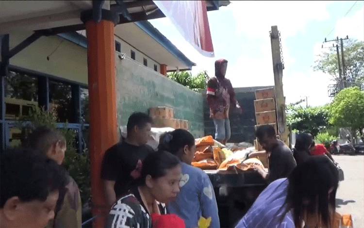 Bulog Sampit Pastikan Stok Beras Aman hingga Akhir Tahun, Siapkan 4.000 Ton untuk Antisipasi Nataru