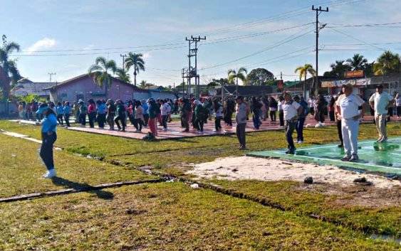 Pj Bupati Pulang Pisau Hadiri Senam Jumat Bersama dan Pojok Horti