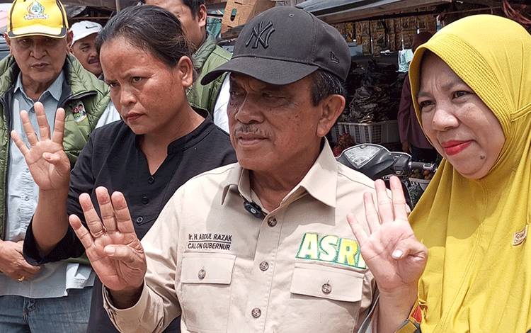 Abdul Razak Dengar Aspirasi Pedagang di Pasar Rakyat Tumbang Samba dan Komitmen Perjuangkan Kesejahteraan