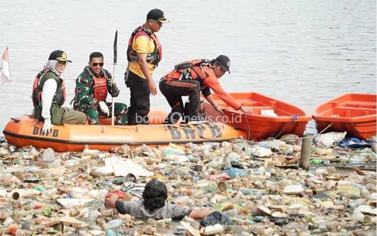 Pj Wali Kota Palangka Raya Minta Warga Tak Buang Sampah Sembarangan