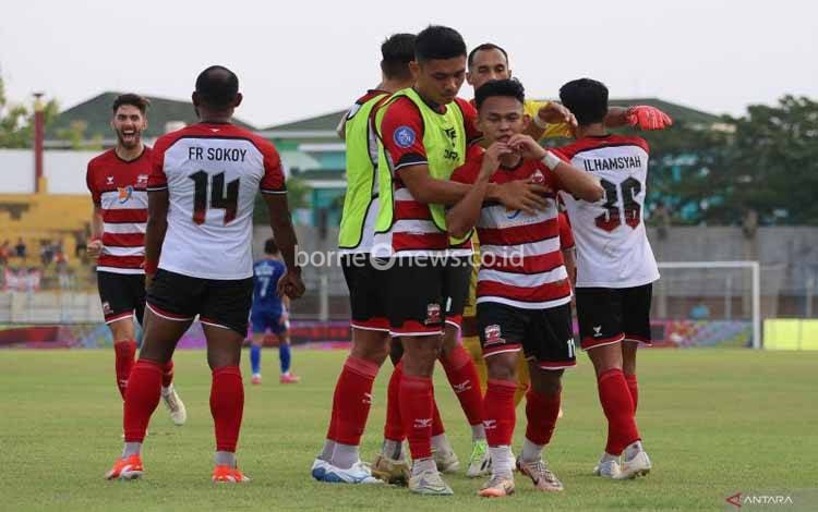 Pelatih Senang dengan Peningkatan Fisik Pemain Madura United