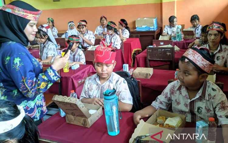 Disdik Palangka Raya Awasi Jajanan di Sekolah Cegah Keracunan Massal