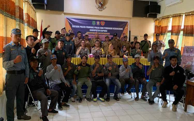 Satpol PP Gelar Pelatihan Peningkatan Kapasitas Satlinmas di Kapuas Timur