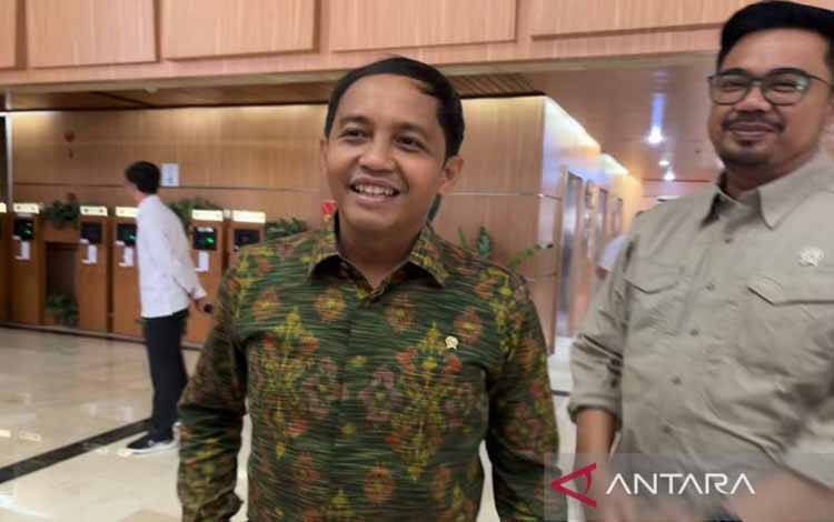 Menhut Jalin Koordinasi dengan Kemenhan soal Lahan Sawit di Hutan