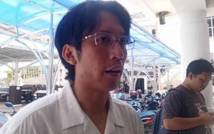 Okki Maulana Soroti Kerusakan Jalan Nanga Bulik - Mantoby Raya