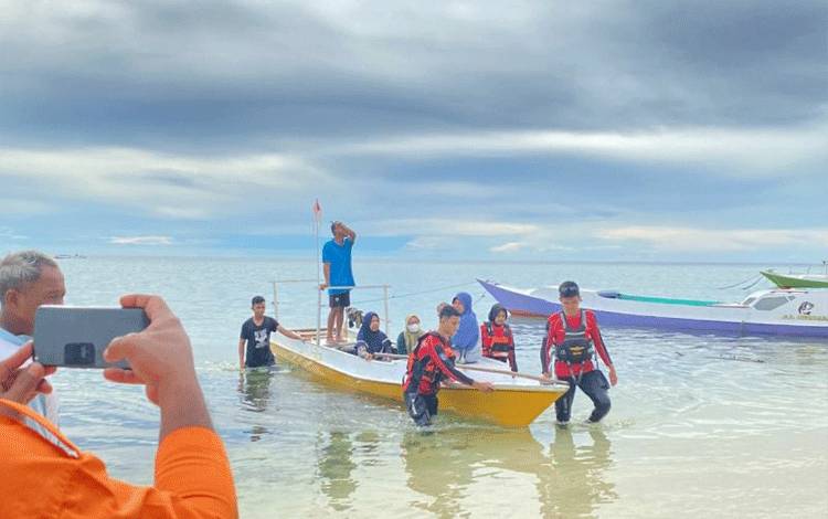 Penumpang KM Cahaya Rezky yang Dilaporkan Hilang Ditemukan Selamat