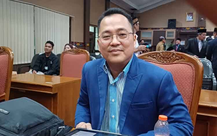 Anggota Komisi II DPRD Kabupaten Kotawaringin Timur Hendra Sia. (FOTO: DEWIP)