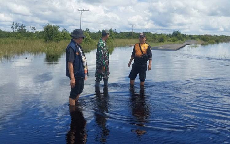 Hujan Deras Picu Kenaikan Debit Air di Beberapa Titik Palangka Raya, BPBD Lakukan Pemantauan