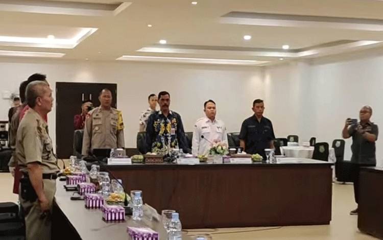 Jelang Pendistribusian Logistik Pilkada, KPU Kapuas Rakor Bersama Stakeholder Terkait
