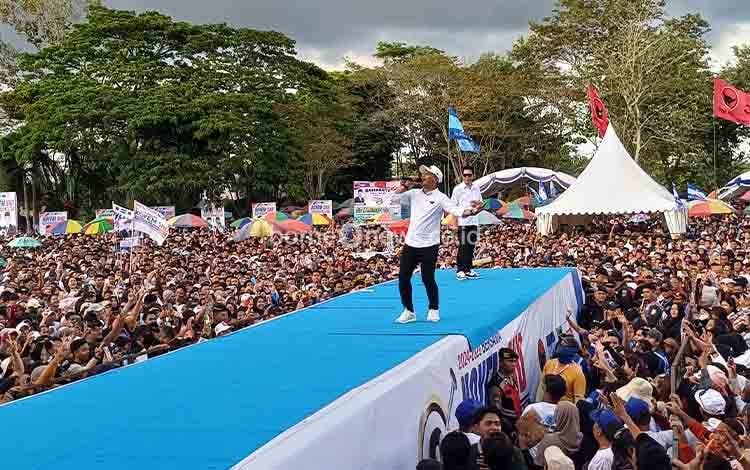 Kampanye Akbar Nadalsyah-Supian Hadi di Sampit Dibanjiri Ribuan Simpatisan