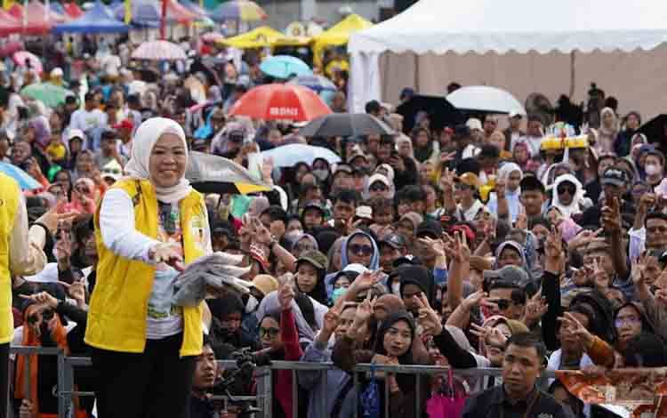 Ribuan Massa Hadiri Kampanye Akbar Paslon Nurhidayah-Suyanto