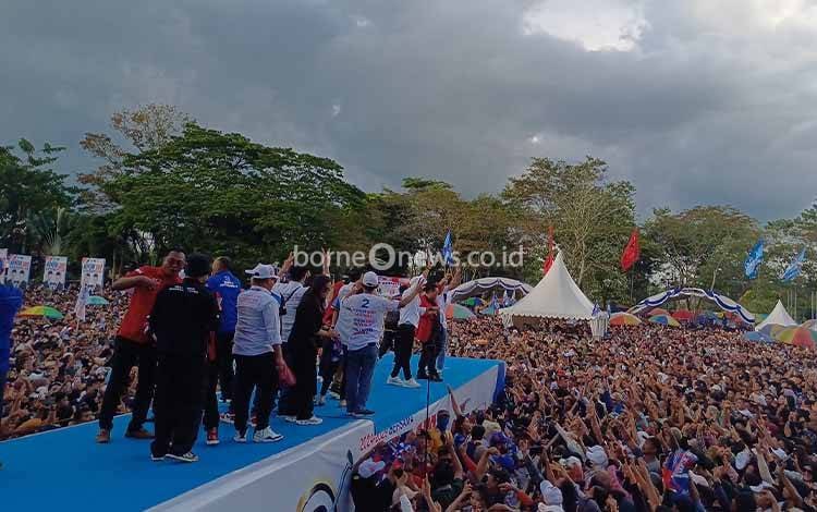 NDX A.K.A Hibur Ribuan Warga Kotim di Kampanye Akbar Nadalsyah-Supian Hadi