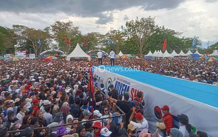 Nadalsyah-Supian Hadi Janjikan Charly Setia Band Konser di Sampit Jika Terpilih Jadi Gubernur-Wagub