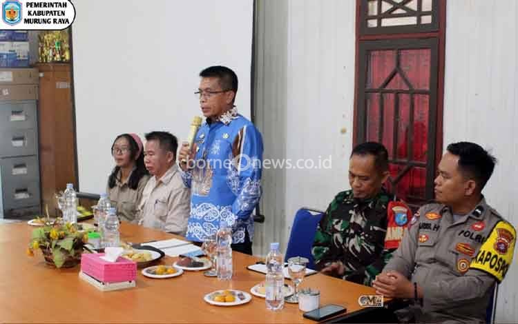 Pj Bupati Murung Raya Monitoring Desk Pilkada 2024 di Kecamatan Sungai Babuat