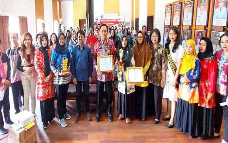 Disarpustaka Kapuas Gencar Sosialisasi Akreditasi Perpustakaan Sekolah