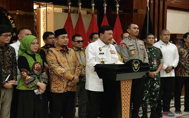 Menko Polkam Pimpin Rapat dengan KPU Pastikan Kesiapan Pilkada 2024