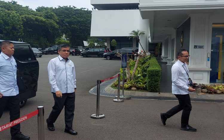 Presiden Prabowo Gelar Rapat Terbatas dengan Sejumlah Menteri
