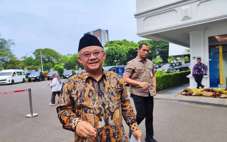 Prabowo Panggil Menteri Bahas Bansos Hingga Gaji Guru