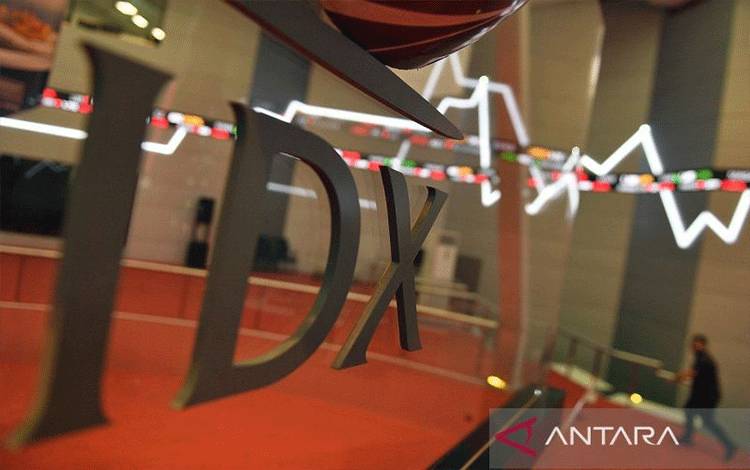 IHSG Ditutup Melemah Jelang Libur Pilkada Serentak