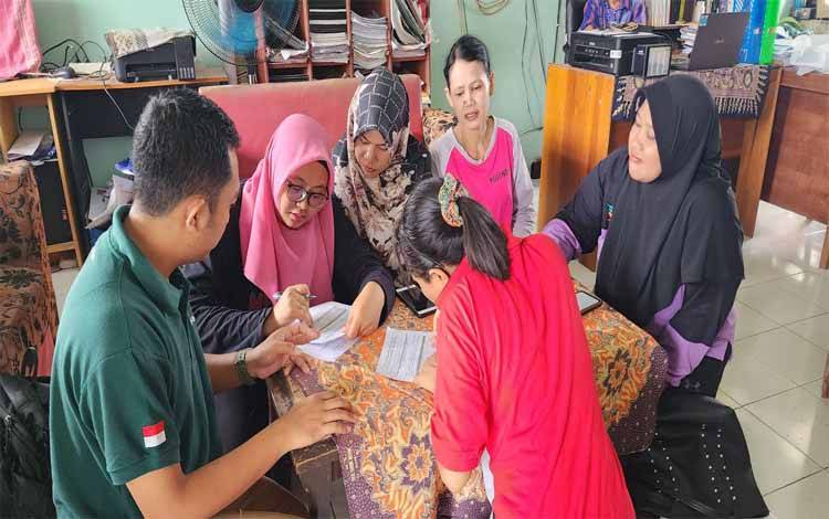 Astra Agro di Kalteng Beri Insentif Guru dan Beasiswa Pelajar Berprestasi