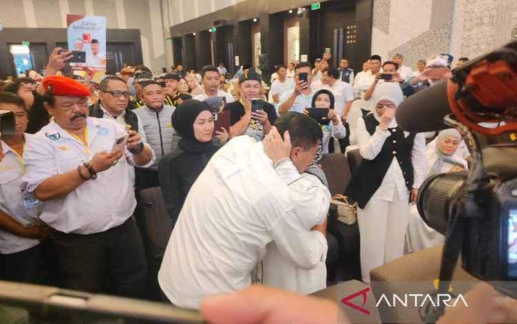 Erwan Setiawan Pidato dengan Suara Bergetar Lihat Hasil Hitung Cepat di Pilgub Jabar