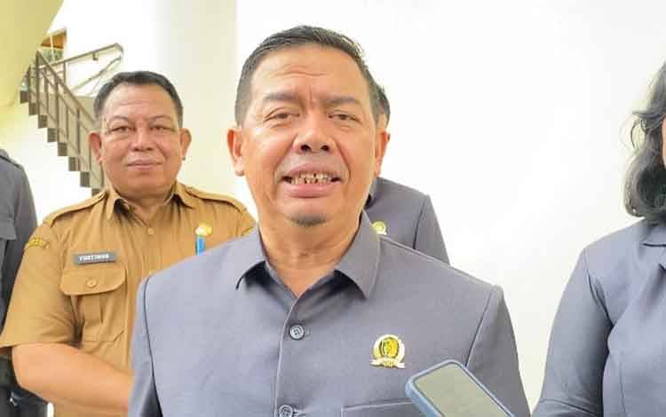 DPRD Palangka Raya Dorong Semua Guru Berpendidikan Sarjana