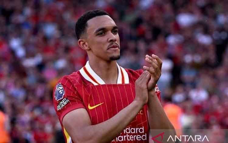 Trent Alexander Arnold Dipastikan Absen Saat Liverpool Lawan Tottenham