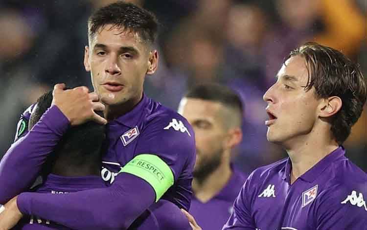 Legia Warszawa Masih Sempurna, Fiorentina Menang Tipis