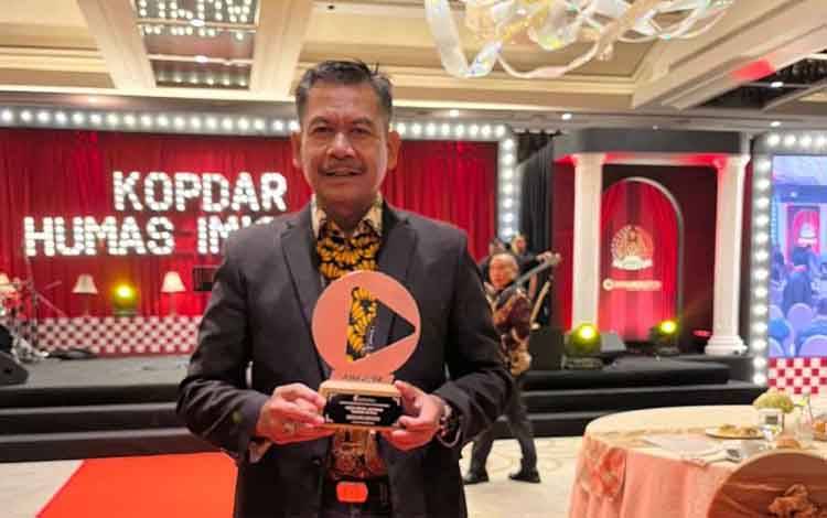 Imigrasi Palangka Raya Raih Penghargaan Anugerah Humas Imigrasi 2024 atas Inovasi Kehumasan