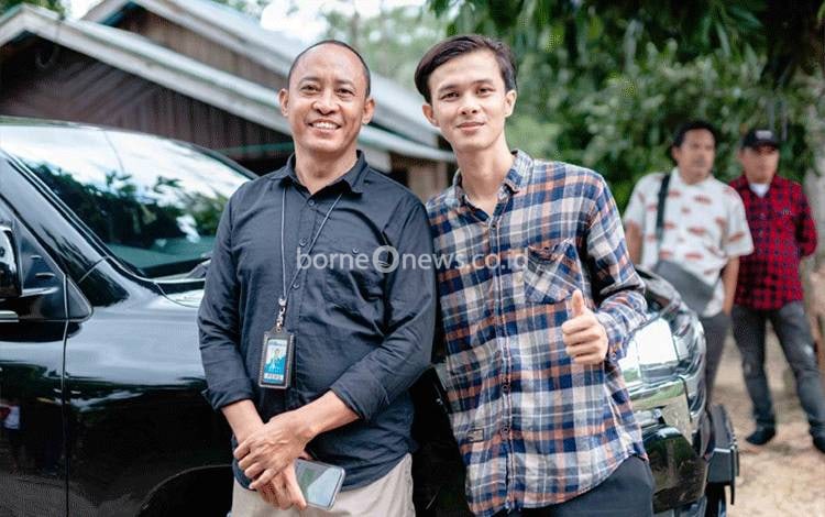 Rifai, Jejak Pemuda Kota Kecil yang Karyanya Mendunia Lewat Desain Grafis