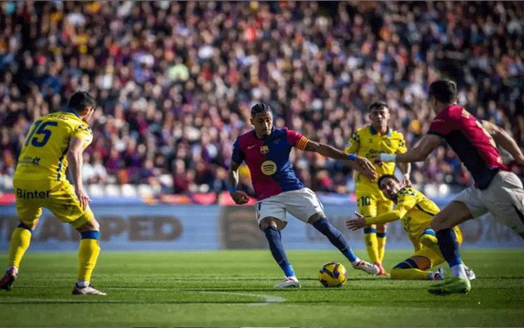 Barcelona Gagal Menjauh dari Real Madrid Usai Kalah dari Las Palmas