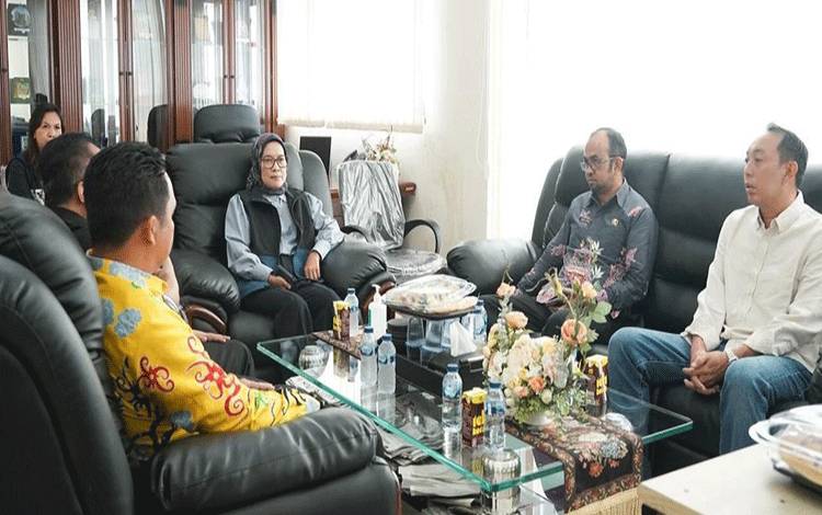 Pj Wali Kota Palangka Raya Ingin Pembangunan Ruang Hemodialisa Rampung Tepat Waktu