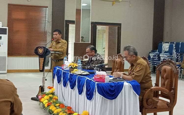 Sekda Buka Orientasi Kearsipan SKPD se-Kobar