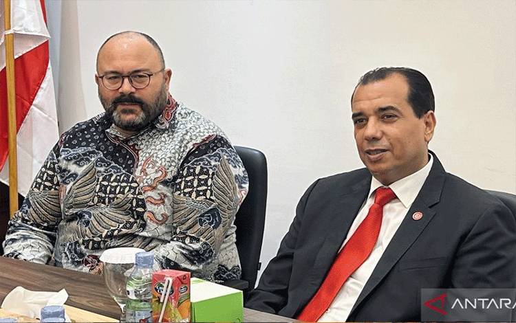 Dubes Tunisia: Ada Warisan Indonesia di Kanvas Pelukis Ternama Tunisia