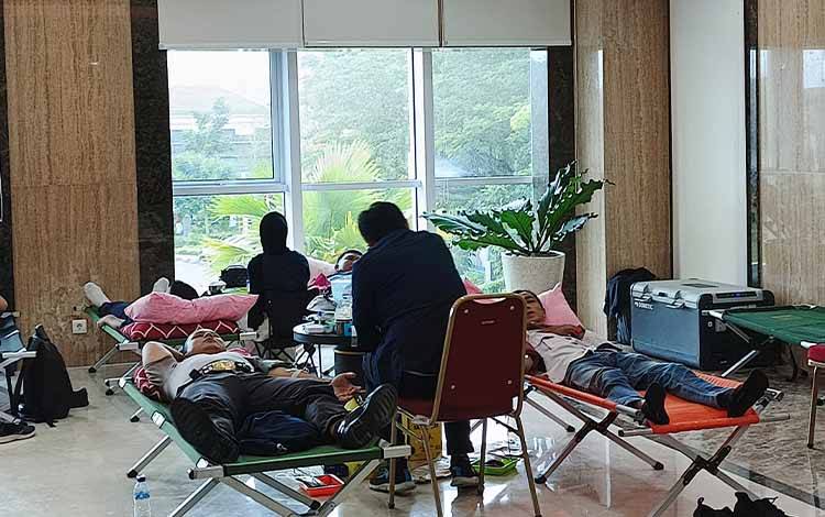 Aksi Kemanusiaan Donor Darah di Bank Indonesia Kalteng