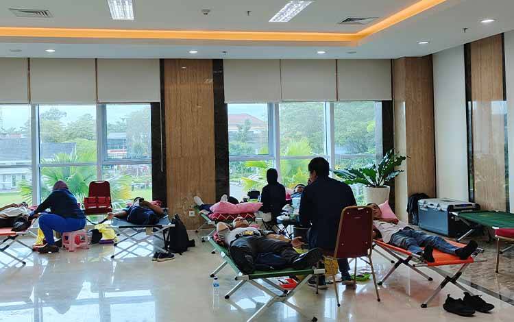 Aksi Rutin Donor Darah Bank Indonesia Bantu Jaga Ketersediaan Stok PMI